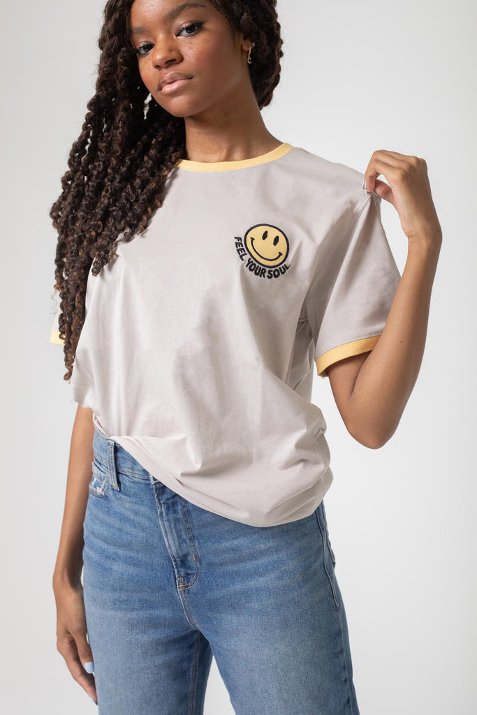 Retro Ringer Happy Tee – FEEL YOUR SOUL